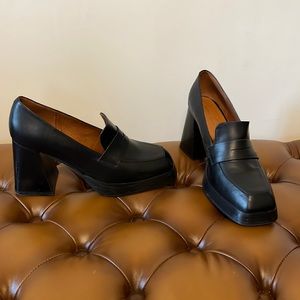 Internally Blank Lindo Platform Loafers